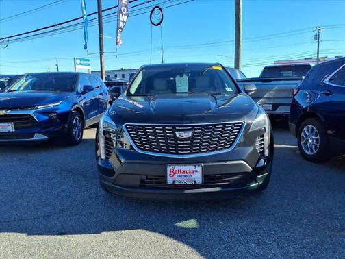 2023 Cadillac XT4 Luxury
