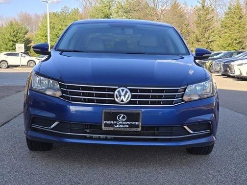2016 Volkswagen Passat 1.8T SE