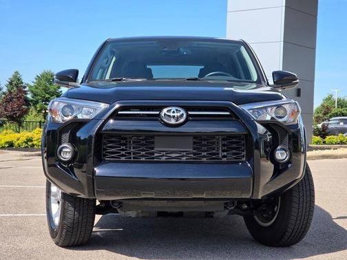 Midnight Black Metallic 2024 Toyota 4Runner SR5 Premium