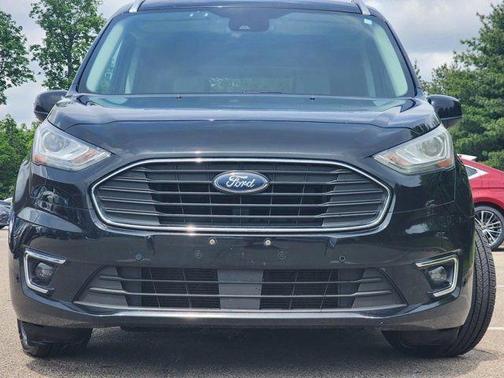 2019 Ford Transit Connect Titanium w/Rear Liftgate