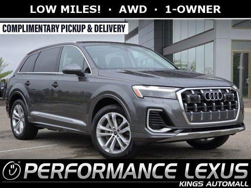 2025 Audi Q7 55 Premium Plus