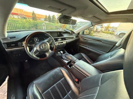 2017 Lexus ES 350 Base