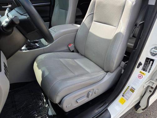 Blizzard Pearl 2016 Toyota Highlander Limited