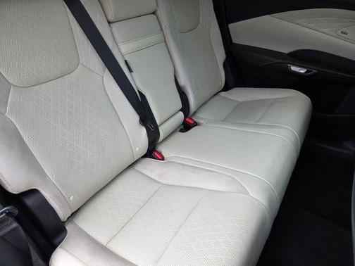 White Pearl 2025 Lexus RX 350 Luxury