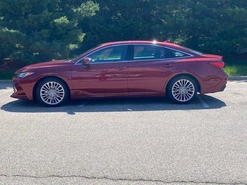 Ruby Flare Pearl 2021 Toyota Avalon Limited