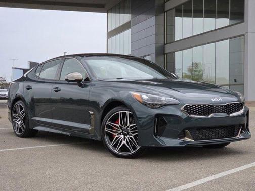 2022 Kia Stinger GT2