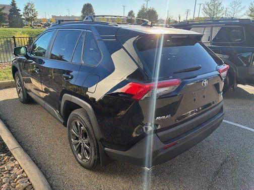 2025 Toyota RAV4 Hybrid XLE Premium