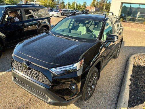 2025 Toyota RAV4 Hybrid XLE Premium