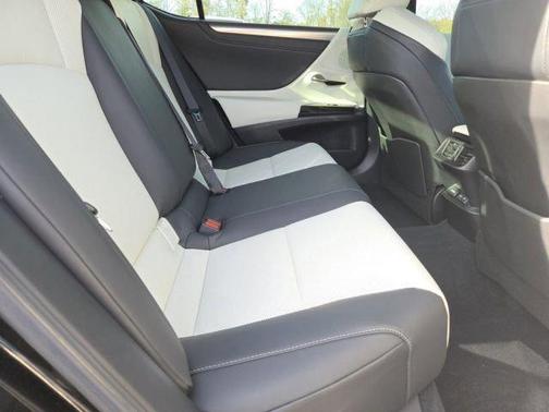 2025 Lexus ES 350 F Sport