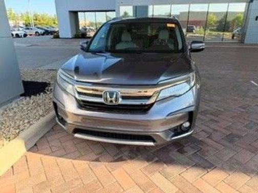 Lunar Silver Metallic 2019 Honda Pilot Elite