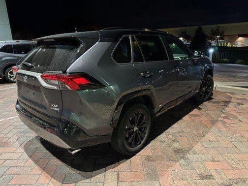 2023 Toyota RAV4 Hybrid SE
