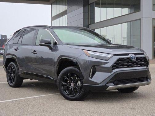 2023 Toyota RAV4 Hybrid SE
