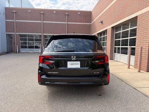 2025 Honda Odyssey Elite