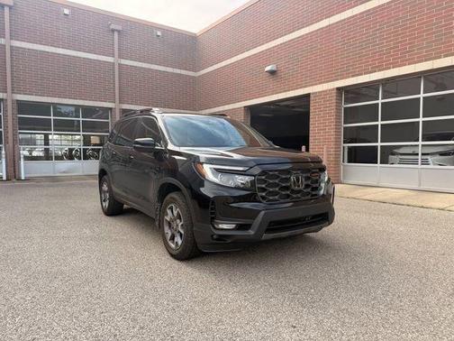 2023 Honda Passport AWD TrailSport