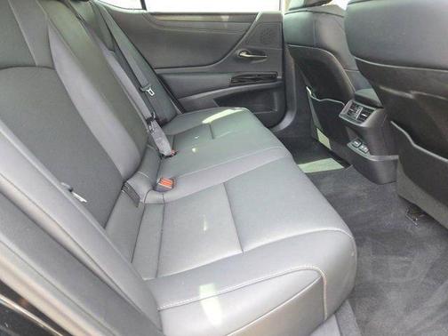 2023 Lexus ES 350 Base