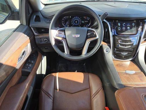 2018 Cadillac Escalade Premium Luxury