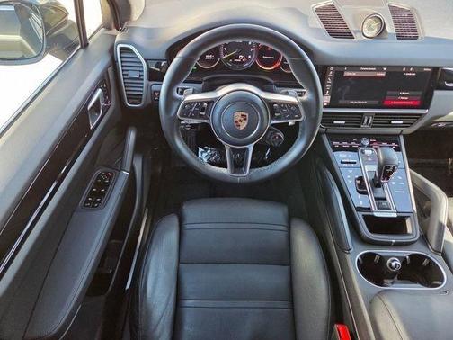 Quartzite Metallic 2019 Porsche Cayenne Cayenne E-Hybrid