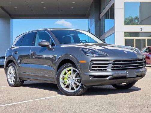 Quartzite Metallic 2019 Porsche Cayenne Cayenne E-Hybrid