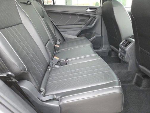 2024 Volkswagen Tiguan 2.0T SE R-Line Black 4MOTION