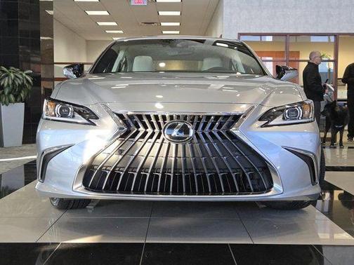 2025 Lexus ES 350 Base