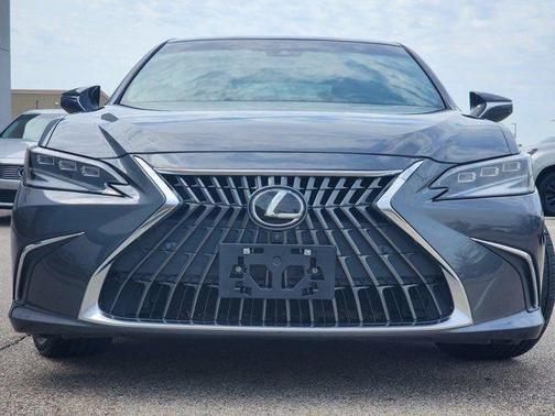 2022 Lexus ES 350 Ultra Luxury