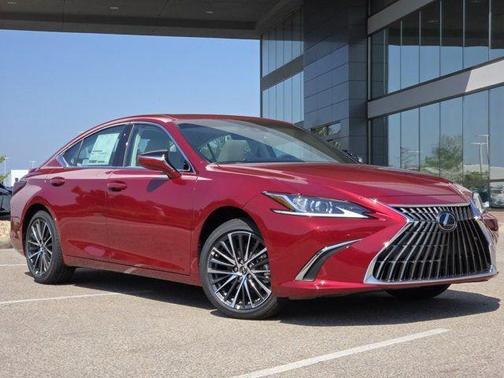 2025 Lexus ES 300h Base