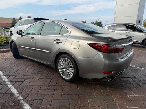 2016 Lexus ES 350 Base