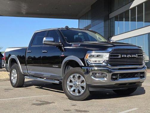 2019 RAM 3500 Laramie Crew Cab 4x4 6'4' Box