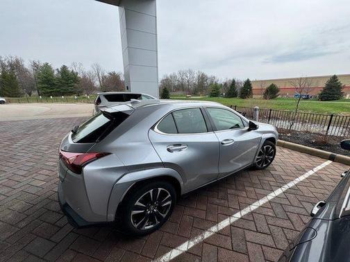 2023 Lexus UX 250h Base