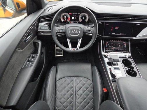 2022 Audi SQ8 4.0T Premium Plus