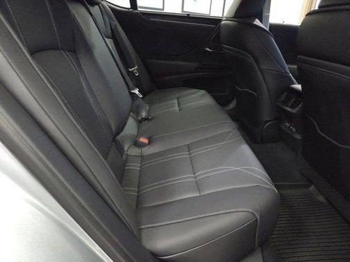 2025 Lexus ES 350 Ultra Luxury