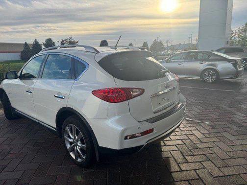 2017 INFINITI QX50 Base
