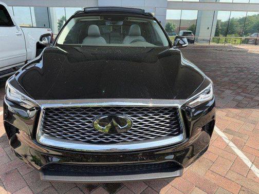 2023 INFINITI QX50 LUXE AWD