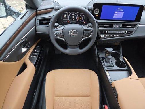 2025 Lexus ES 350 Base