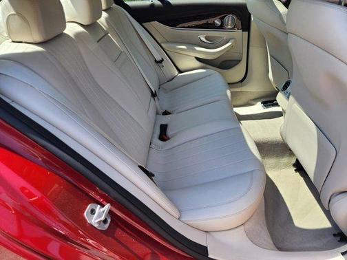 2019 Mercedes-Benz E-Class 4MATIC