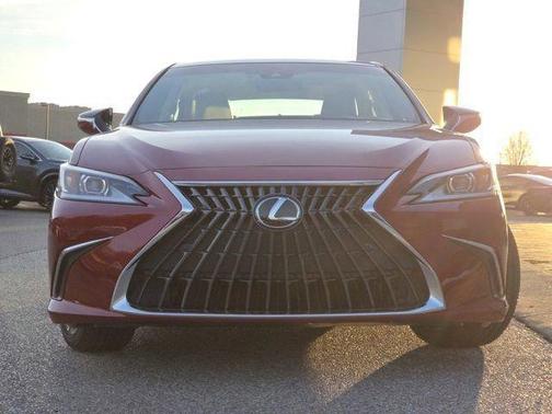 2025 Lexus ES 350 Base