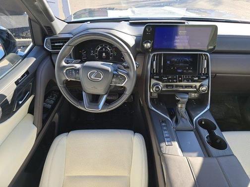 2023 Lexus LX 600 Luxury