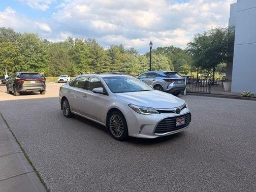Blizzard Pearl 2016 Toyota Avalon Limited