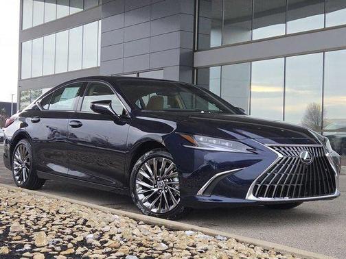 2025 Lexus ES 350 Ultra Luxury