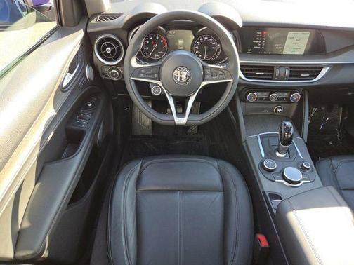 2018 Alfa Romeo Stelvio Ti