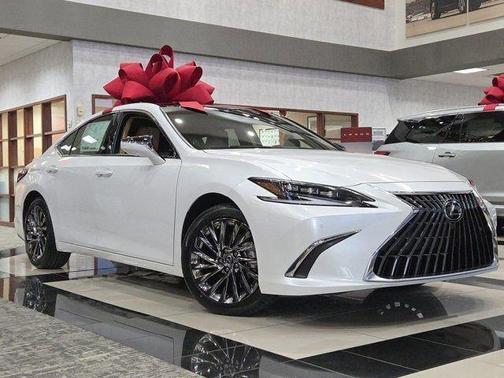 2025 Lexus ES 350 Ultra Luxury