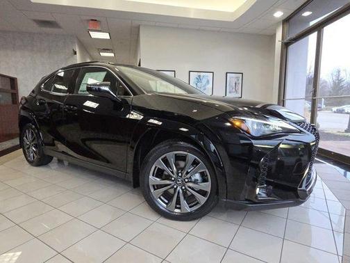 2025 Lexus UX 300h F SPORT Design