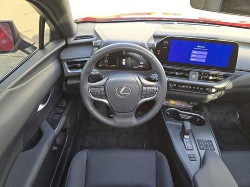 2025 Lexus UX 300h Premium