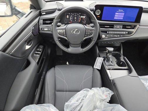 2025 Lexus ES 350 Ultra Luxury