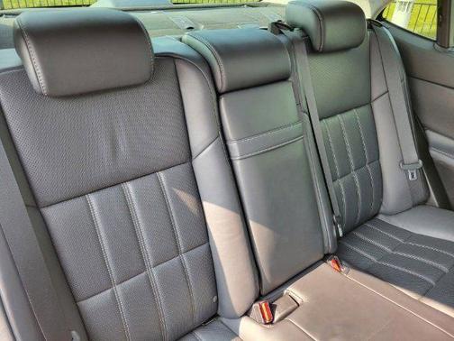 Silver 2017 Lexus ES 350 Base