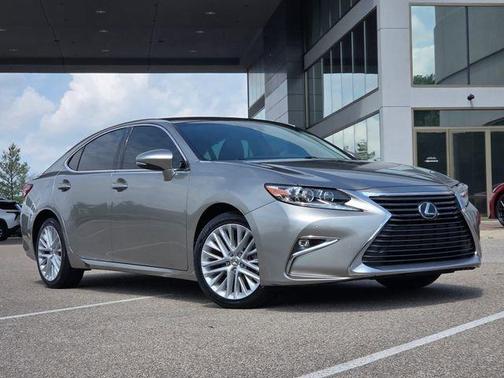 Silver 2017 Lexus ES 350 Base