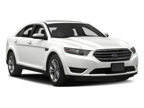 2017 Ford Taurus Limited