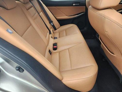 2016 Lexus IS 300 Base