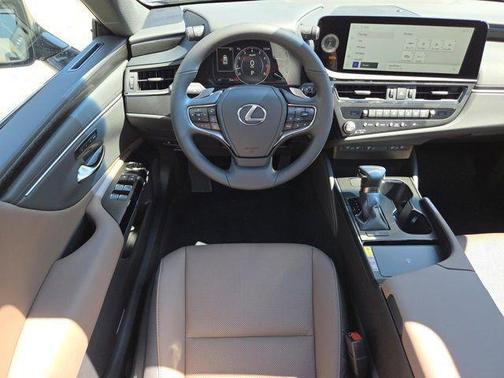 2025 Lexus ES 350 Base