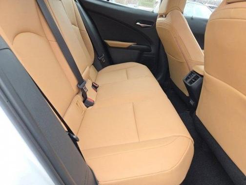 2025 Lexus UX 300h Premium